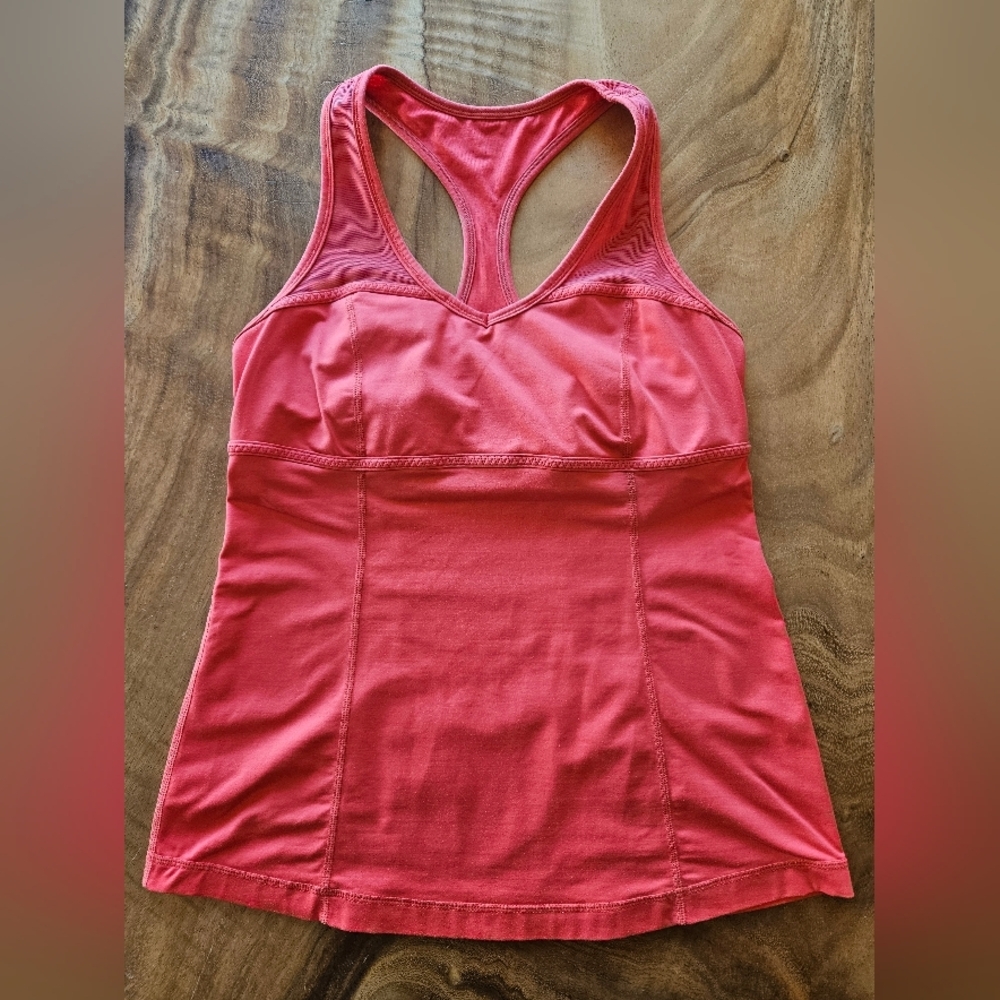 Lululemon Racerback Tank Top Built In Bra Mesh Details Size 8
